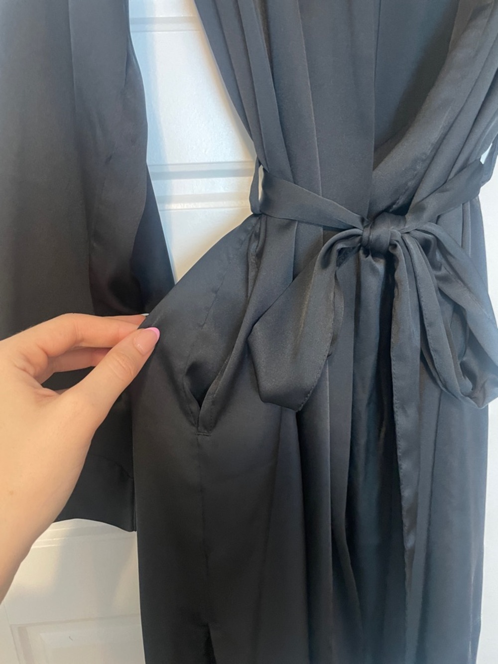 Black Midi Robe with Pockets & Satin Lining - Picture 5 of 5